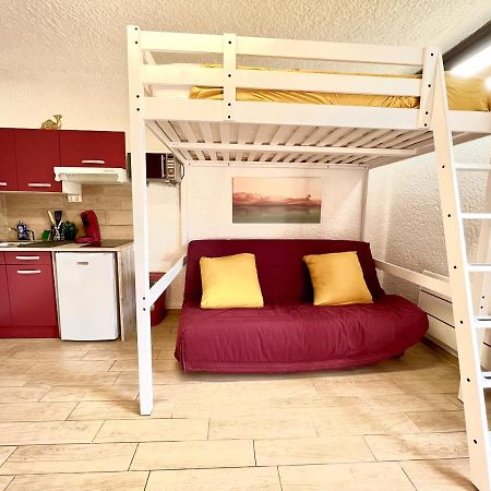 ~ Le Riad ~ Studio 1/4 Pers, Porte Du Futuroscope シャッスヌイユ・デュ・ポワト エクステリア 写真