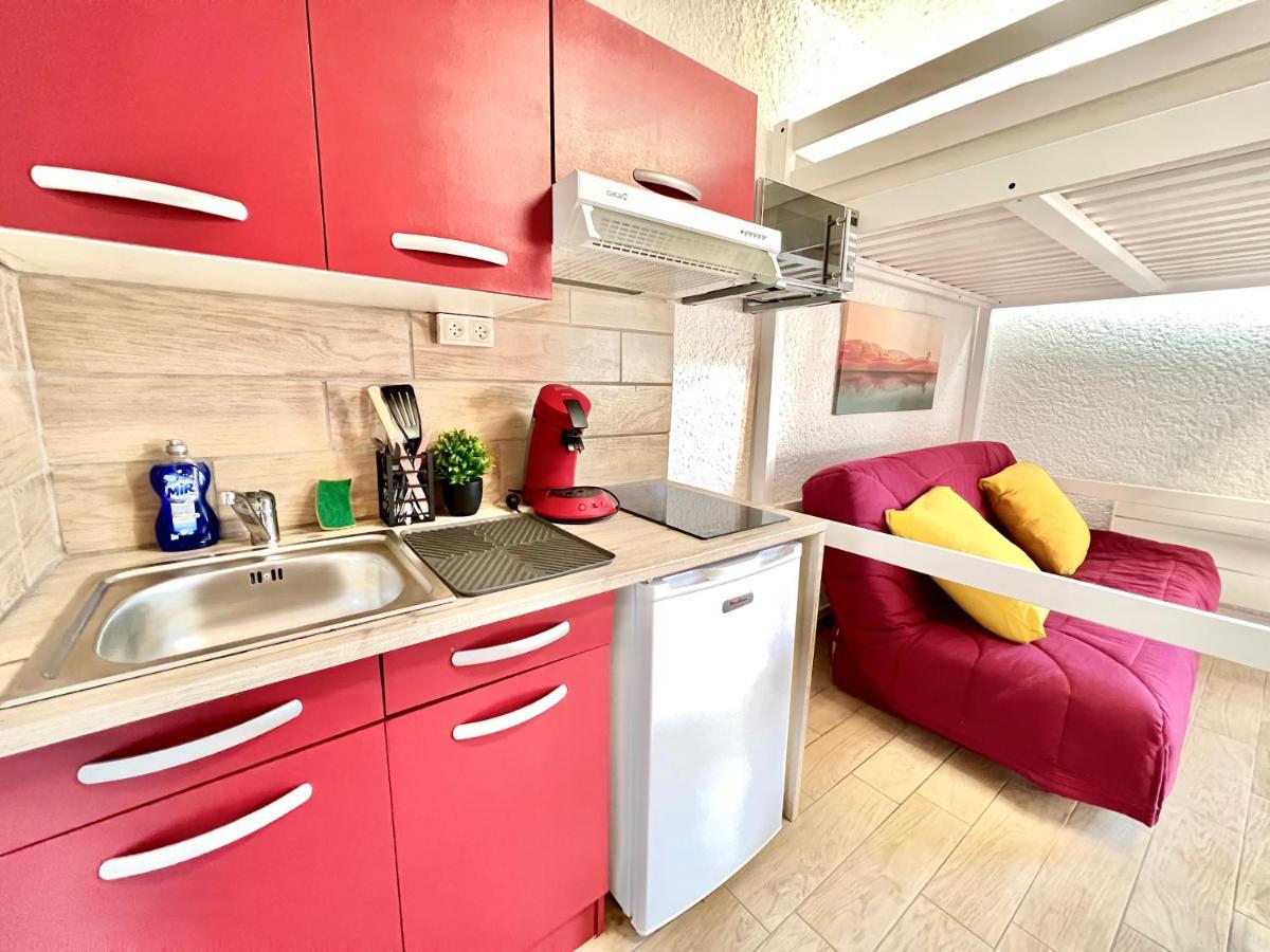 ~ Le Riad ~ Studio 1/4 Pers, Porte Du Futuroscope シャッスヌイユ・デュ・ポワト エクステリア 写真