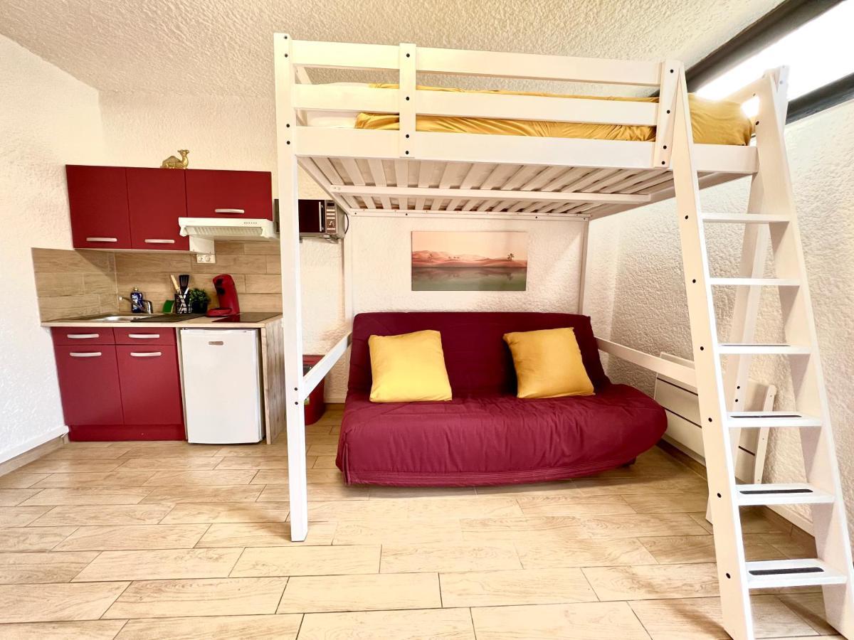 ~ Le Riad ~ Studio 1/4 Pers, Porte Du Futuroscope シャッスヌイユ・デュ・ポワト エクステリア 写真