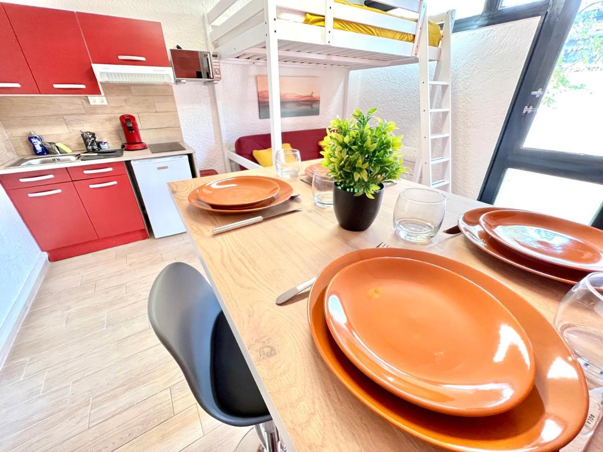 ~ Le Riad ~ Studio 1/4 Pers, Porte Du Futuroscope シャッスヌイユ・デュ・ポワト エクステリア 写真